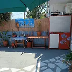 Blue Dolphins 2 Bedroomed House With Court Yard * Скиатос
