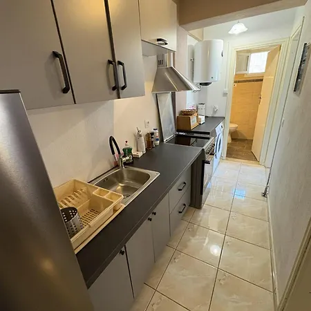 Blue Dolphins 2 Bedroomed House With Court Yard Дом отдыха Скиатос