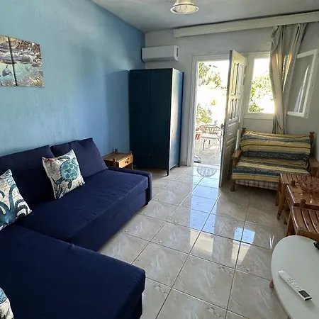 펜션 Blue Dolphins 2 Bedroomed House With Court Yard