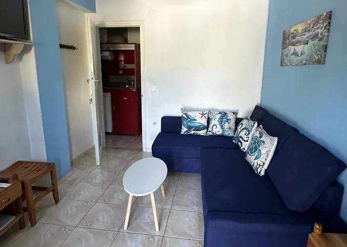 펜션 Blue Dolphins 2 Bedroomed House With Court Yard