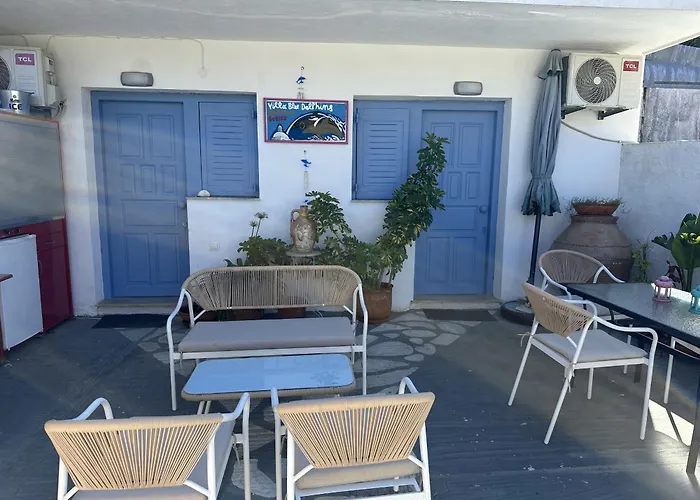 Blue Dolphins 2 Bedroomed House With Court Yard 펜션 *